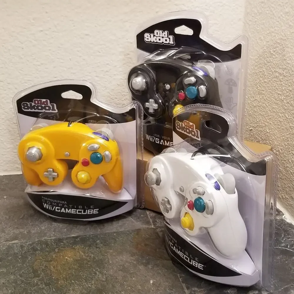 3 Gamecube Controllers - 3 Colors Bundle (NEW) - Orange White Black - Nintendo